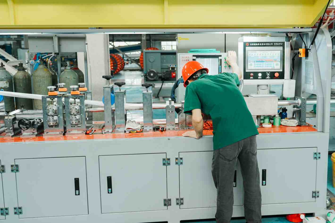 解析电缆 YJV - 1kv：性能特点、应用场景及优势全解析